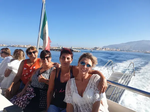 Minicrociera a Favignana e Levanzo da Trapani con pranzo a bordo