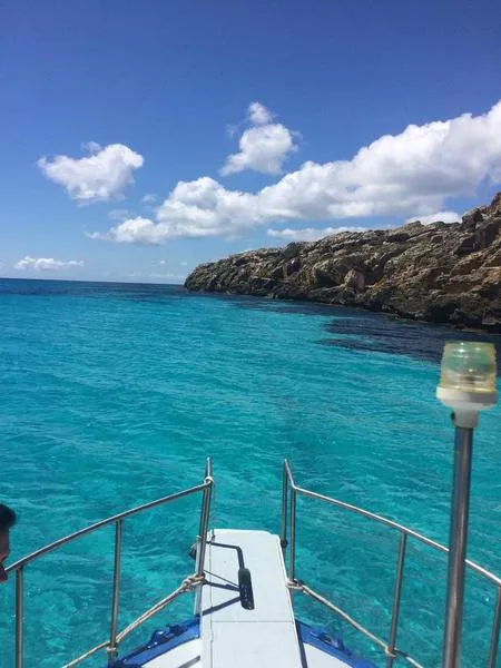 Boat tour di mezza giornata nelle cale di Favignana