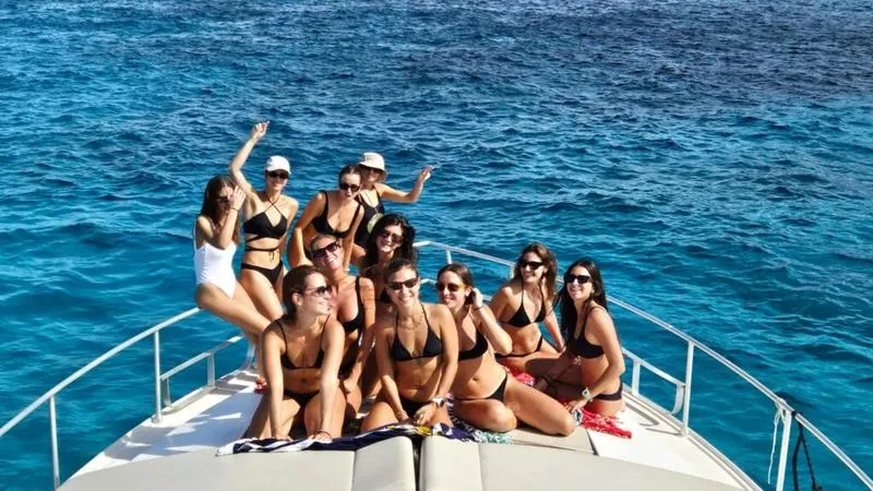 Gita in barca tra Mondello e Capo Gallo da Marina Villa Igiea