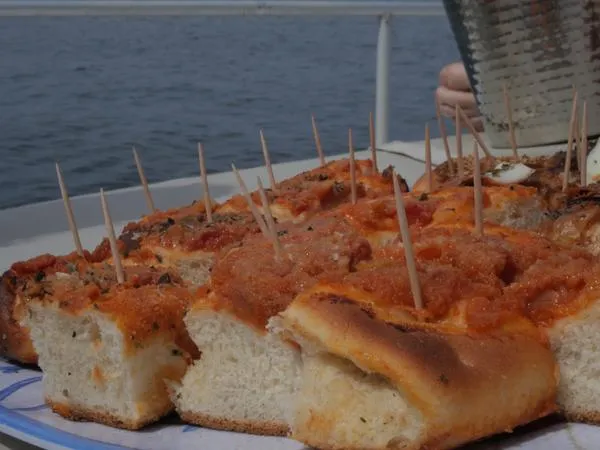 Gita in barca al tramonto con aperitivo da Palermo