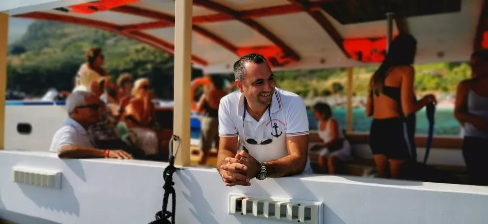 Giornata in barca a Marettimo con soste bagno e snorkeling da Trapani