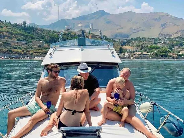 Minicrociera da Palermo a Mondello con pranzo a bordo e soste bagno