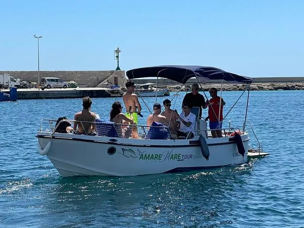 Giro in barca intorno alla città vecchia di Gallipoli e all'Isola di Sant'Andrea
