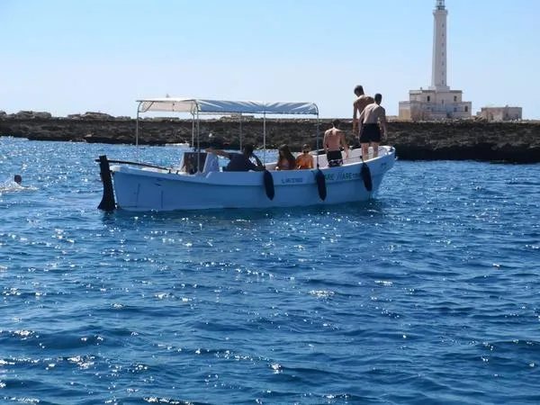 Giro in barca intorno alla città vecchia di Gallipoli e all'Isola di Sant'Andrea