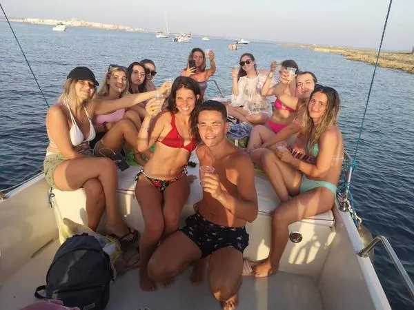 Minicrociera al tramonto con aperitivo a bordo a Gallipoli