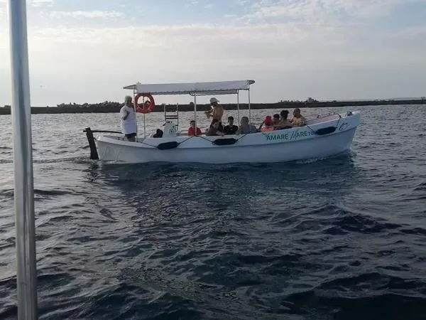 Minicrociera al tramonto con aperitivo a bordo a Gallipoli