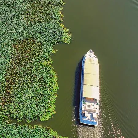 Navigazione sul fiume Mincio con pranzo a bordo