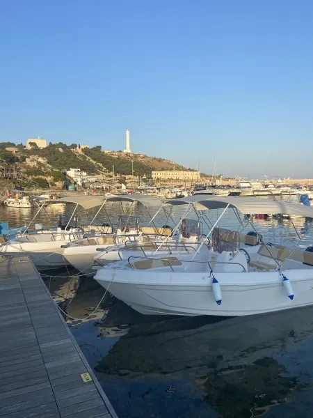 Noleggio barca senza patente nautica