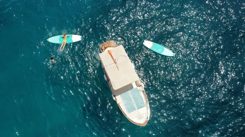 Tour esclusivo con gozzo sorrentino