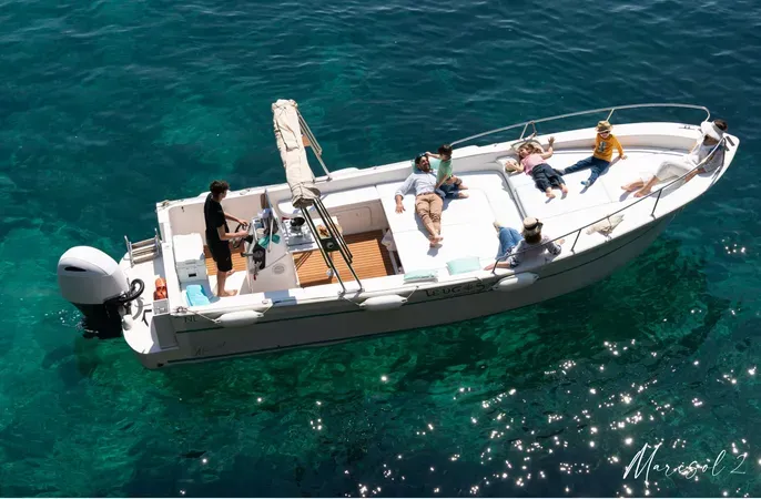 Escursione di gruppo in barca a Leuca