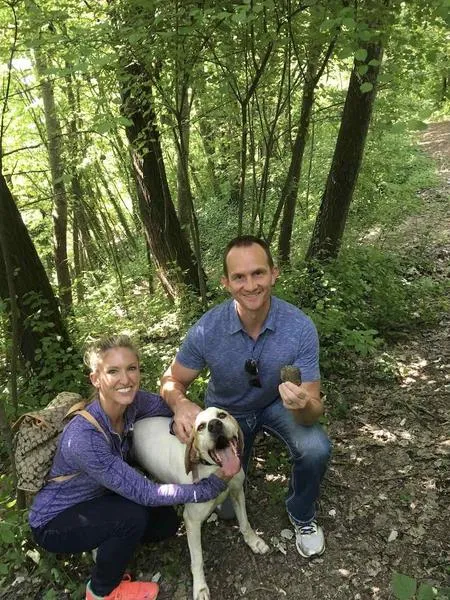 Caccia al tartufo e aperitivo nelle Langhe
