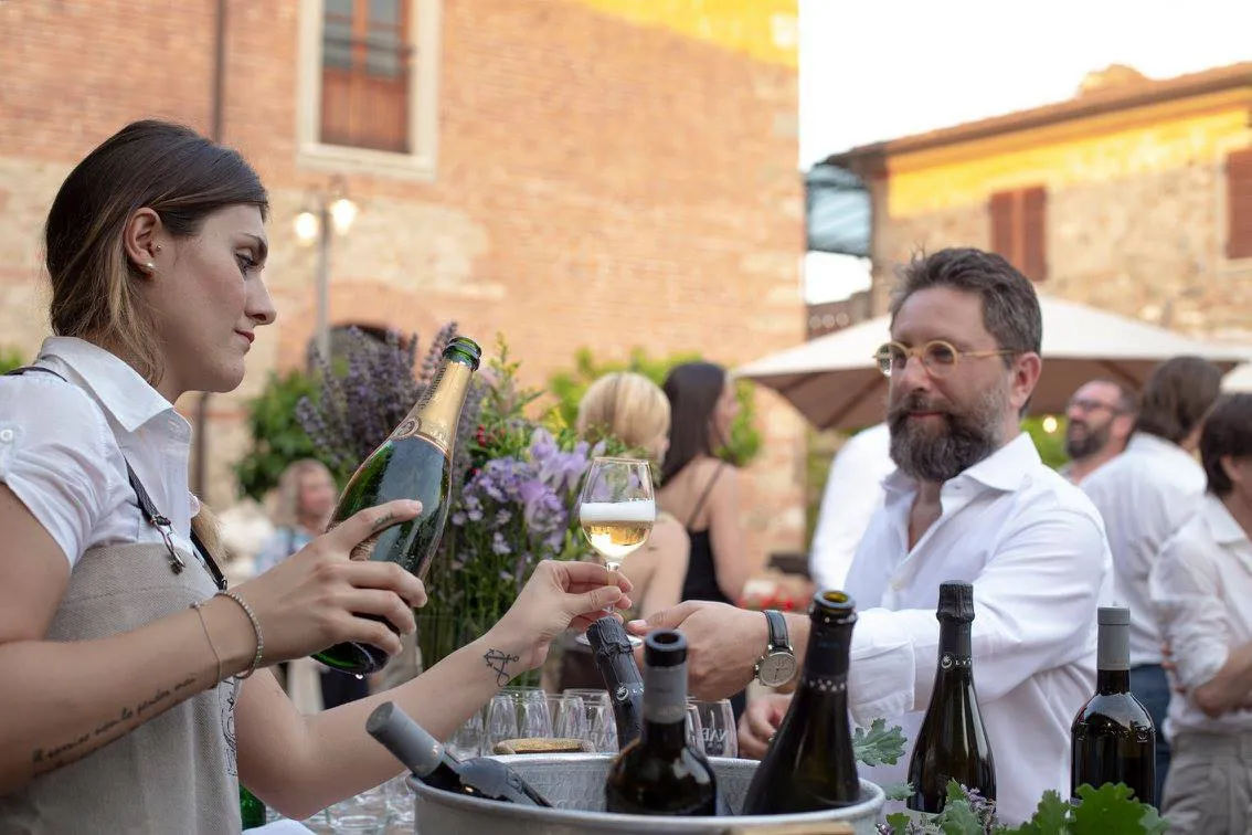 Visita e degustazione alle Cantine Lunae con merenda