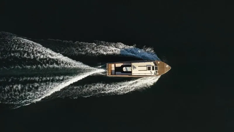 Giro in barca in esclusiva a Isola Bella sul Lago Maggiore