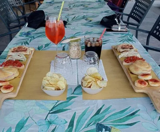 Passeggiata a cavallo e aperitivo a San Leo nell'entroterra di Rimini