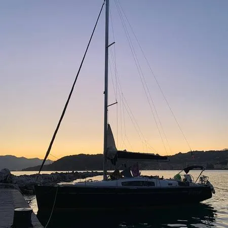 Giornata Azzurra in barca a vela alle Cinque Terre