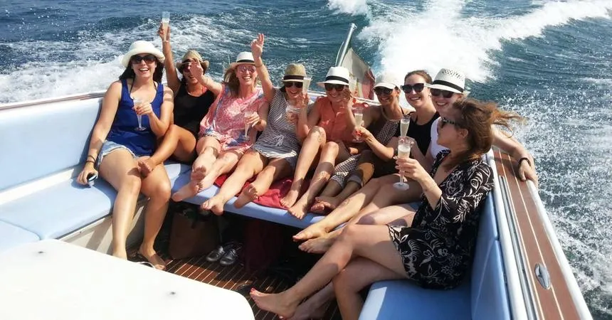 Giro in barca privato all'Isola del Garda da Sirmione