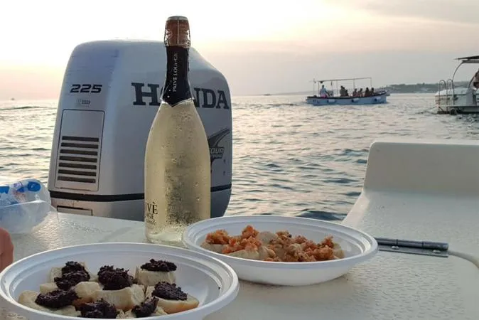 Giro in barca di 3 ore alle Grotte di Santa Maria di Leuca