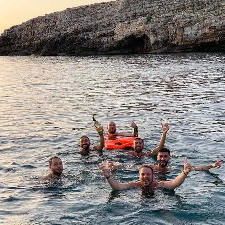 Giro in barca di 3 ore alle Grotte di Santa Maria di Leuca