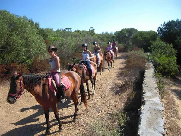 Passeggiata a cavallo alla Maddalena