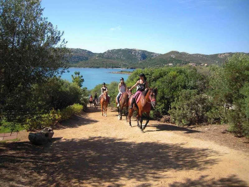 Passeggiata a cavallo alla Maddalena