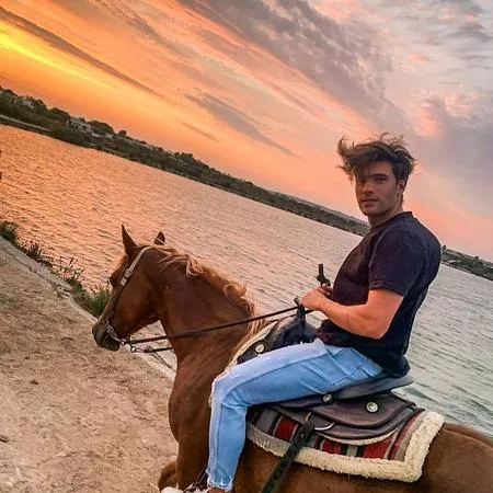 Passeggiata a cavallo in riva al mare a Porto Cesareo