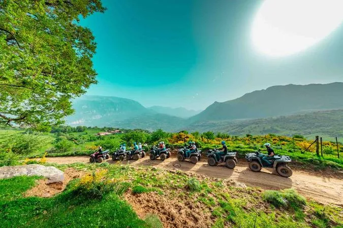 Escursione in Quad sulle montagne dietro Cefalù
