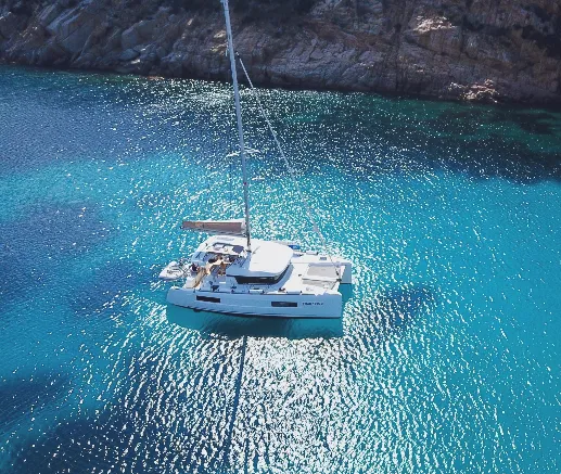 Giornata in catamarano alla Maddalena da Poltu Quatu