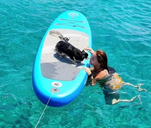 Giornata in barca a vela alla Maddalena con pranzo a bordo