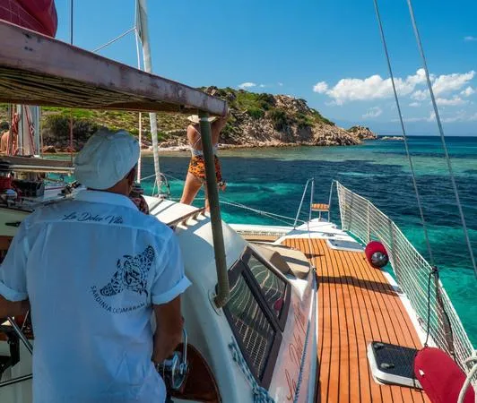 Giornata in barca alla Maddalena con partenza da Cannigione