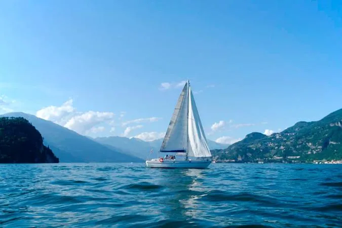 Boat tour in esclusiva al Lago di Como da Bellagio