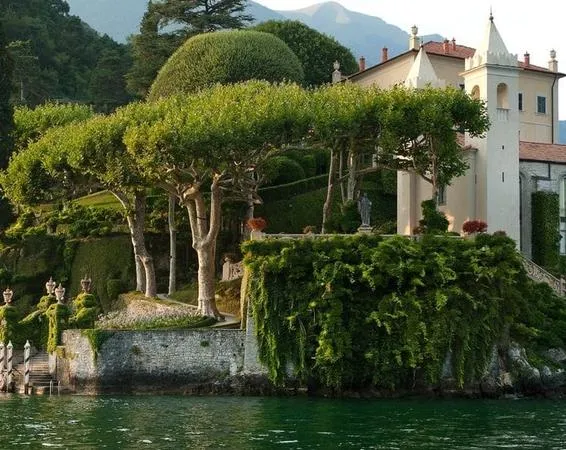 Boat tour in esclusiva al Lago di Como da Bellagio