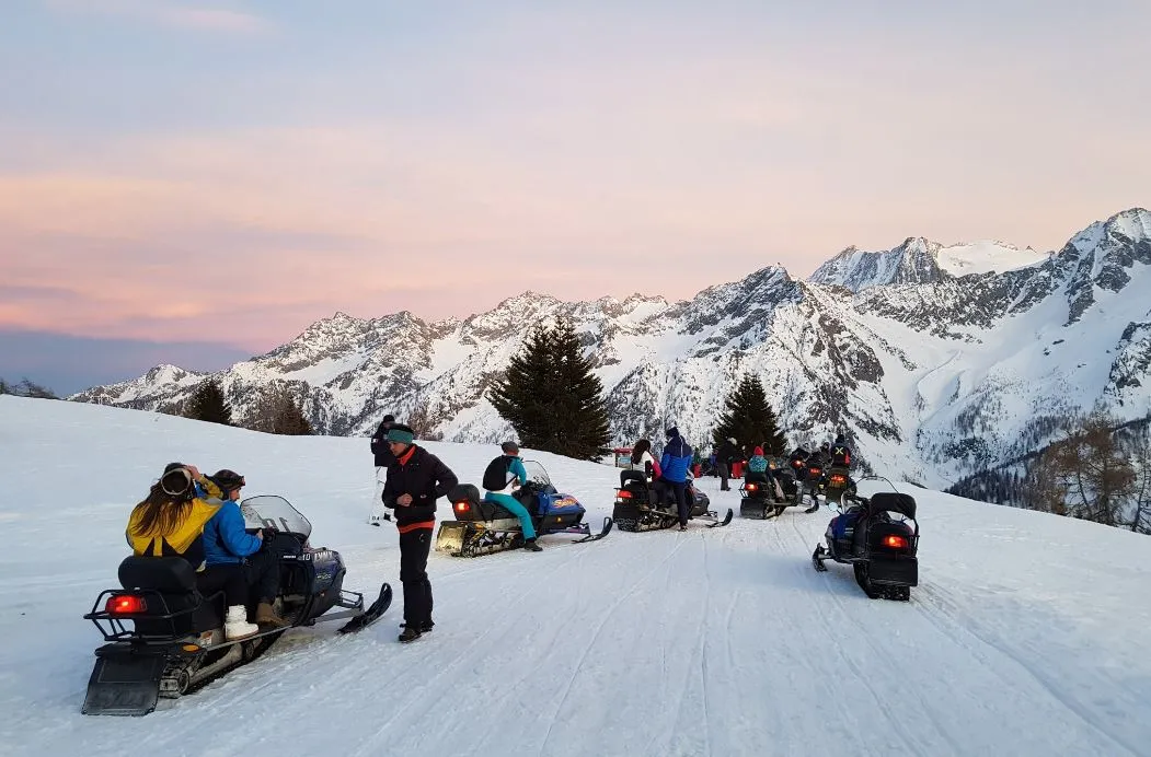 Escursione in motoslitta a Ponte di Legno - Tonale