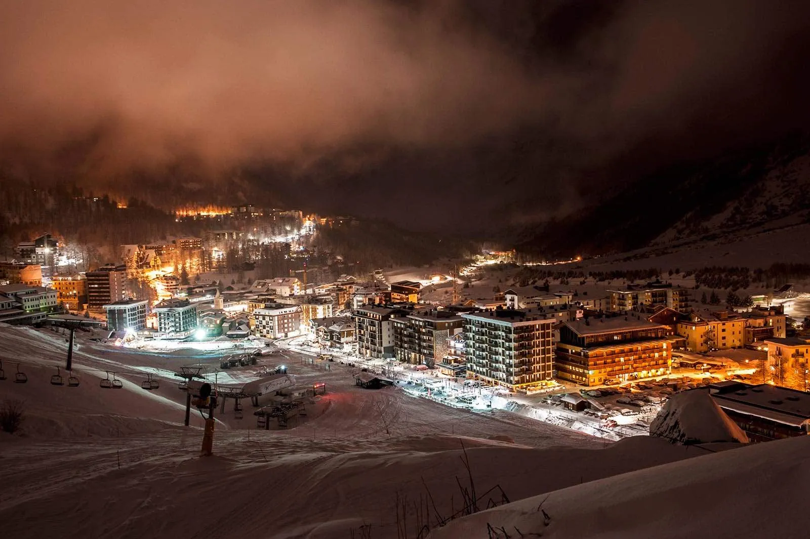 Cena in rifugio con motoslitta a Cervinia