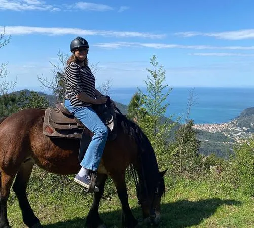 Passeggiata a cavallo alle Cinque Terre da Monterosso
