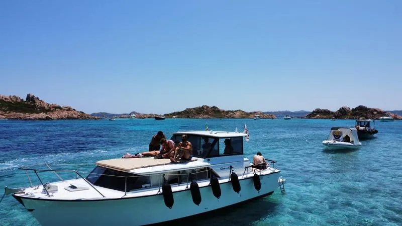 Giornata in barca d’epoca da La Maddalena