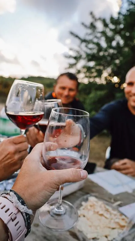 Degustazione vini e visita in vigna a Villasimius