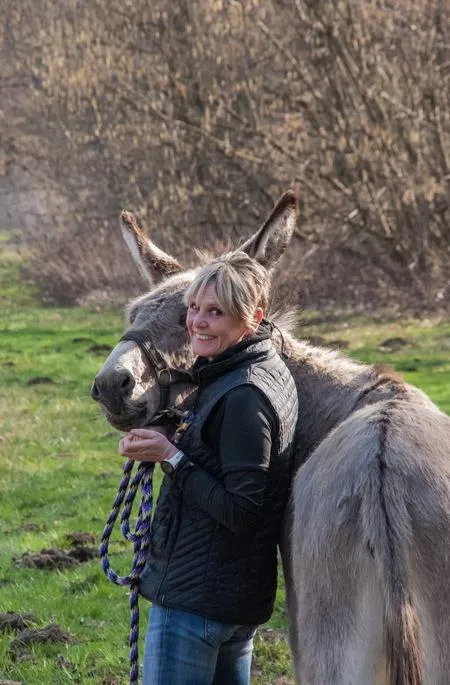 Passeggiata con gli asini sul colle di San Michele e merenda