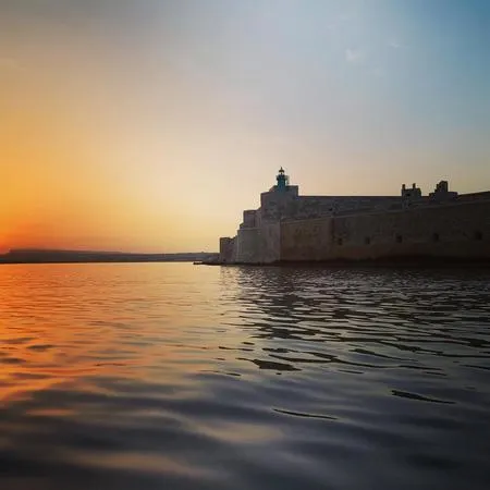Giro in barca ad Ortigia con aperitivo