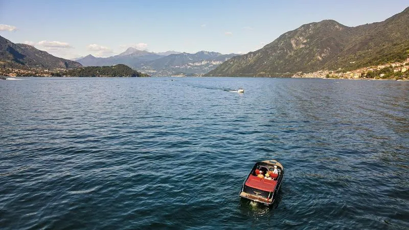 Giro in motoscafo Cranchi da Como in esclusiva