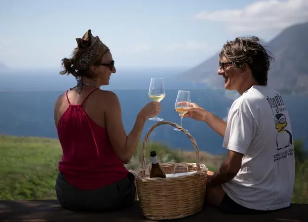 Picnic in vigna a Lipari