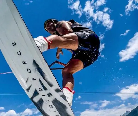 Wakeboard al Como Lake Cable Park a Colico