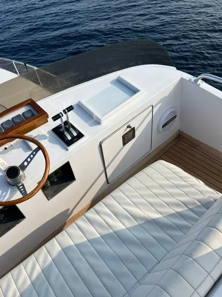 Aperitivo in barca da Golfo Aranci al tramonto