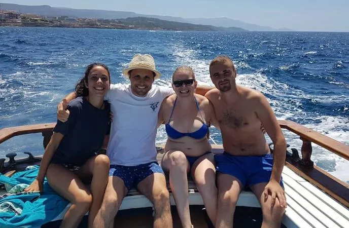 Aperitivo in barca con avvistamento delfini da Alghero