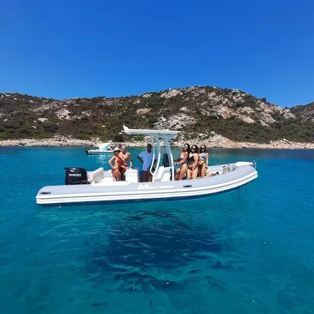 Mezza giornata in gommone alla Tavolara da Porto San Paolo