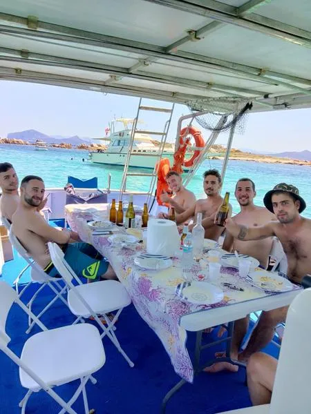 Giornata di pescaturismo e pranzo in barca da Golfo Aranci