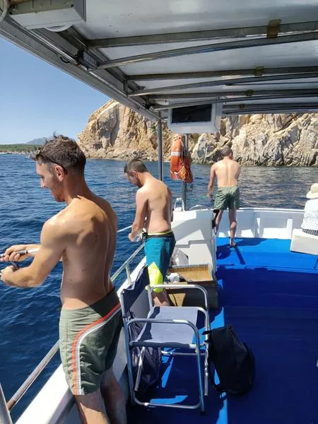 Giornata di pescaturismo e pranzo in barca da Golfo Aranci