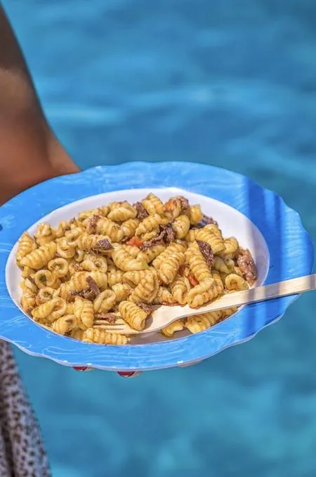 Escursione in barca a Carloforte con pranzo a bordo