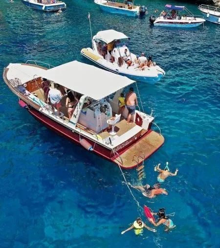 Escursione in barca alle grotte di Santa Maria di Leuca e snorkeling