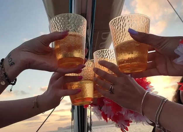 Escursione in barca a vela con aperitivo da Alghero