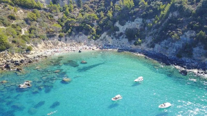 Escursione in barca all'isola del Giglio da Porto Santo Stefano